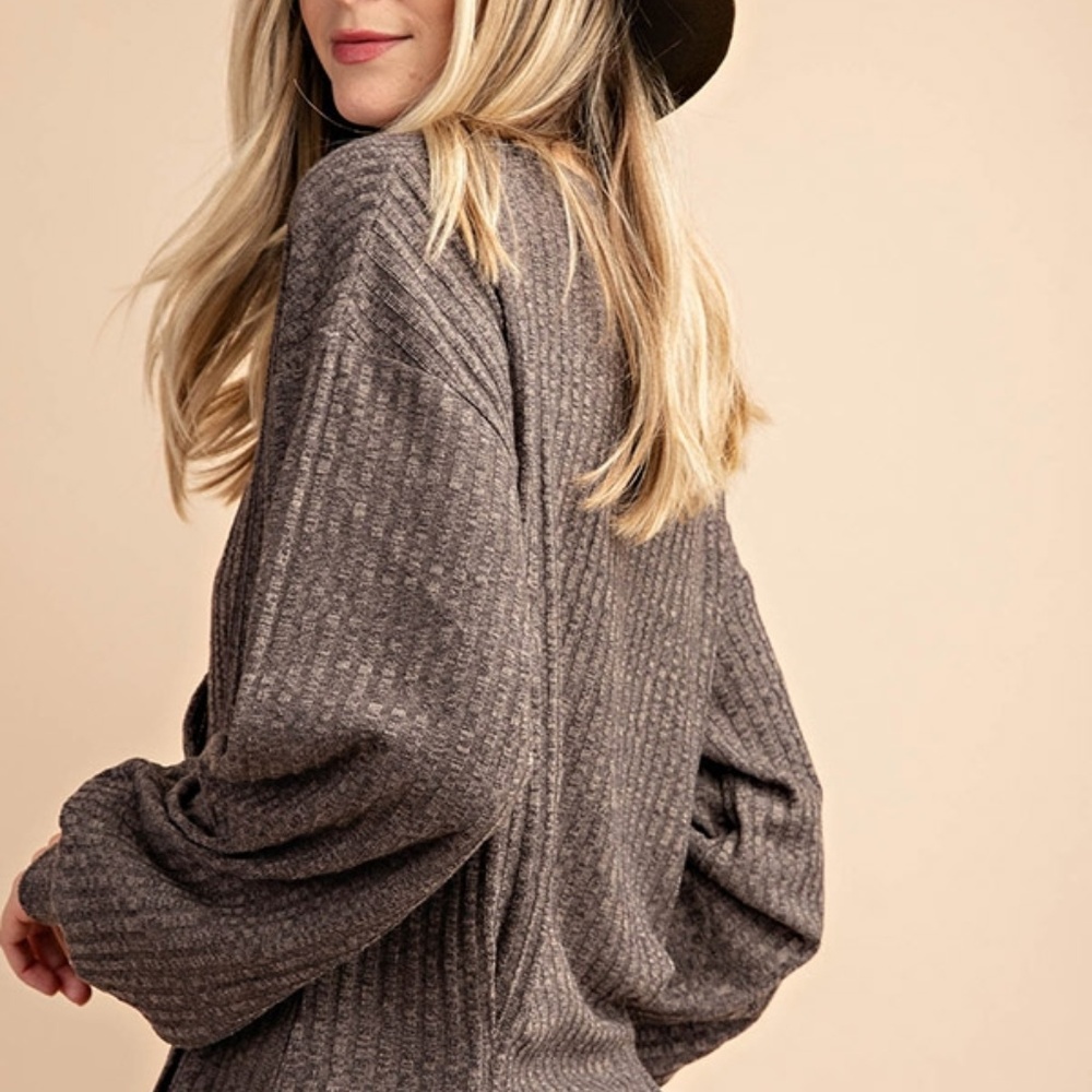 Ribbed Double Button Overlapped V-Neck Top - Picture 5 of 9